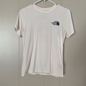 The North Face Women’s T-Shirt XS Cream Short Sleeve Logo Tee Outdoor Basics